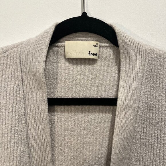 Aritzia Wilfred Free 100% Merino Wool Oatmeal Plunge Rib Knit Slim Fit Cardigan - Picture 3 of 9